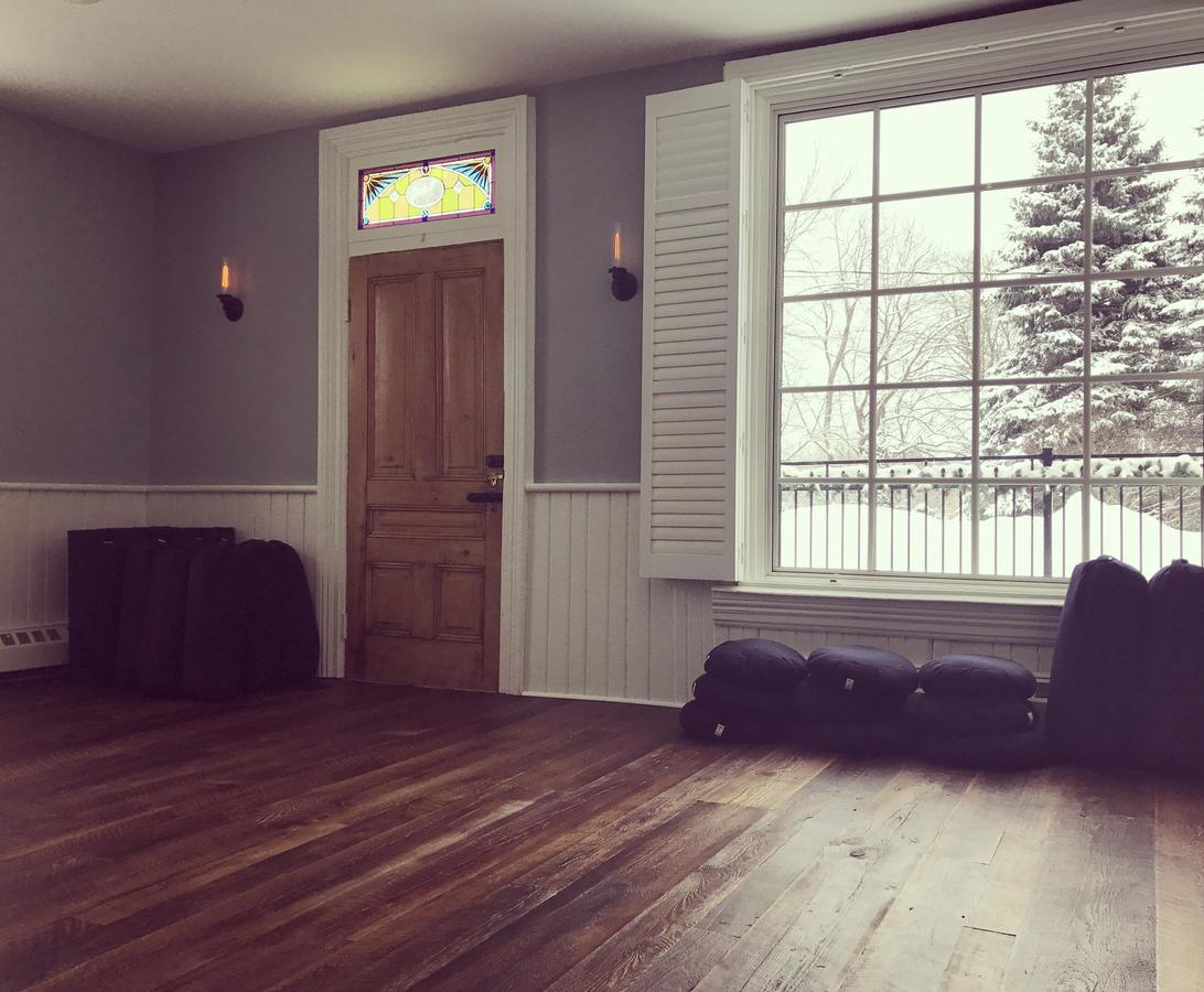 Forks Of The Credit Inn Orangeville Esterno foto