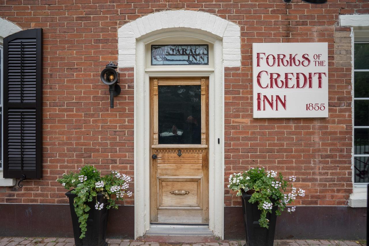 Forks Of The Credit Inn Orangeville Esterno foto
